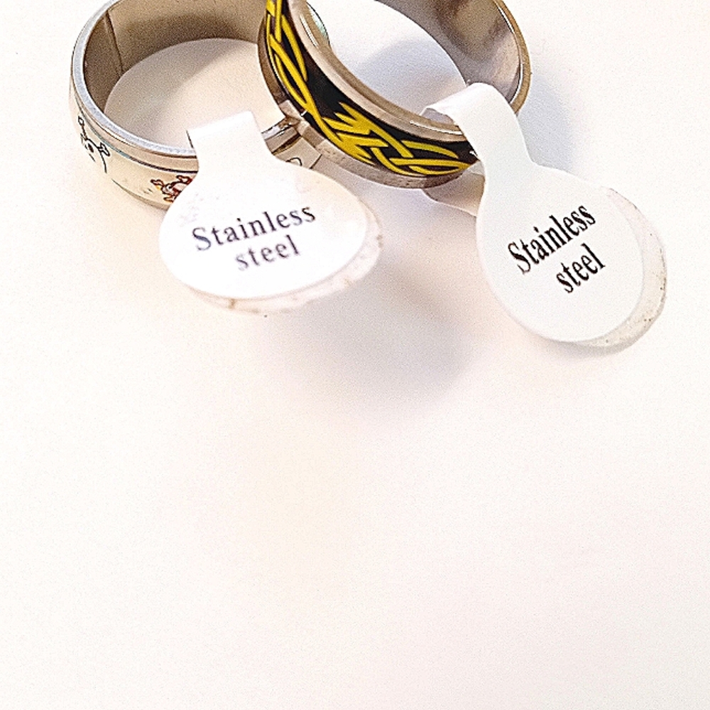 Silver Skull And Yellow Patterned Stackable Ring Set - Picture 3 of 8